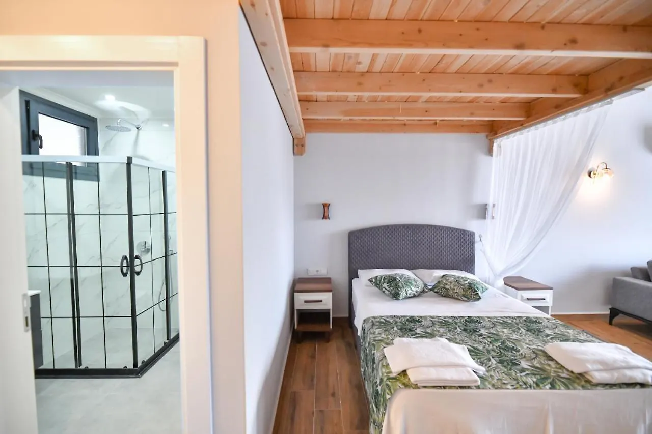 Red Moon Suites Фетхие Турция