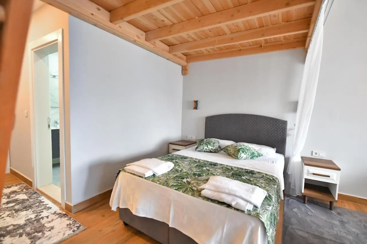 فتحية Red Moon Suites